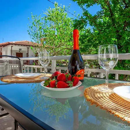 Apartment Namaste Living Pefkochori